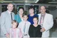 יהודה עם בת שבע, אשתו, ועם משפחת בנו דב